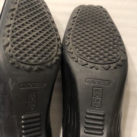 Women’s size 8 aerosoles black leather booties style at last with side zipper - Picture 12 of 15